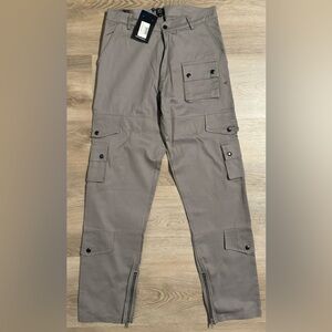 BoohooMAN Fixed Waistband Relaxed Twill Cargo Trouser